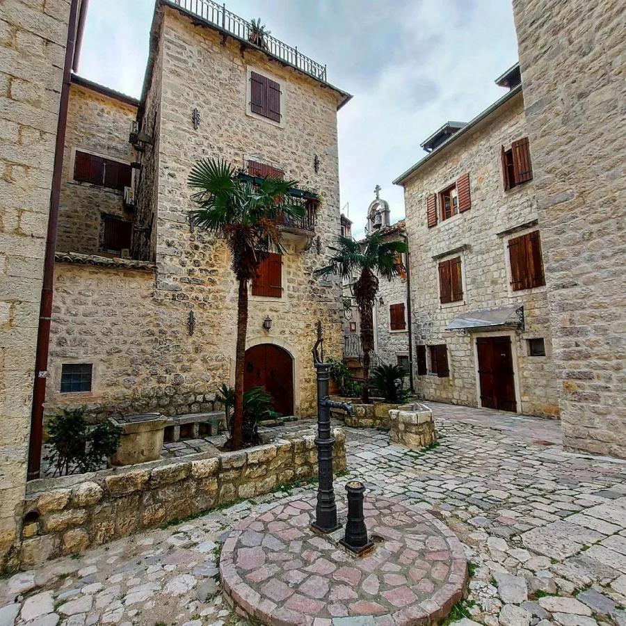Апартаменты Old Town 303
