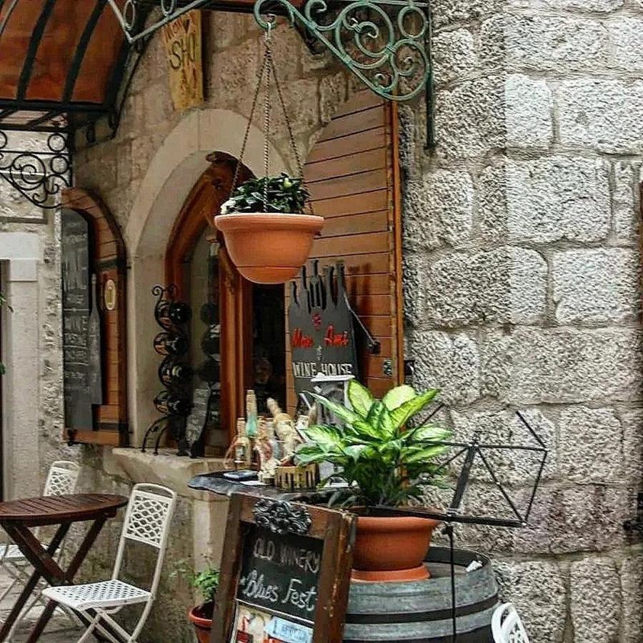 Апартаменты Old Town 303 *